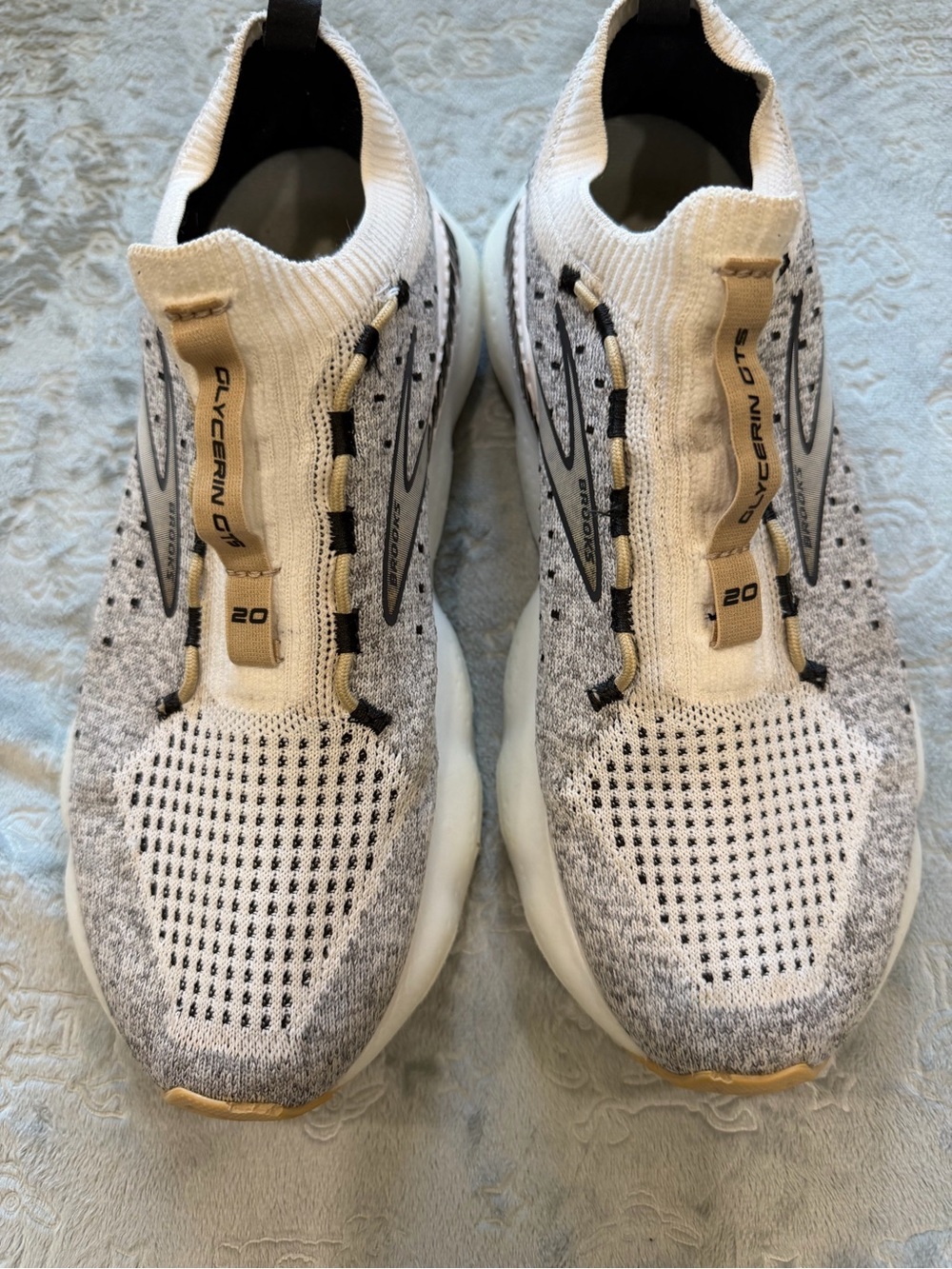 Brooks Glycerin GT 20 Slip-On Knit Sneakers in White and Tan